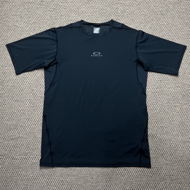 오클리 로고 기능성 반팔 블랙 3XL