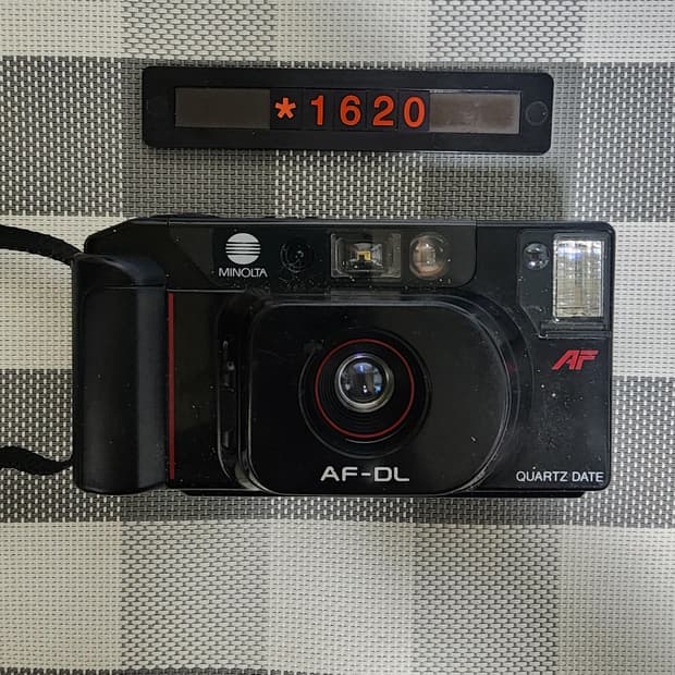 미놀타 AF-DL 데이터백 필름카메라
