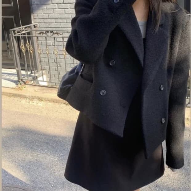 타낫 더블 부클 자켓