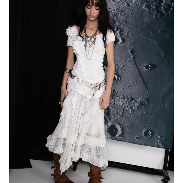 더블펀치 러플 슬리브티 