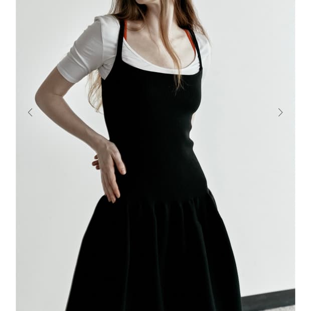 르셉템버 SCOOP NECK BASIC TOP [WHITE]