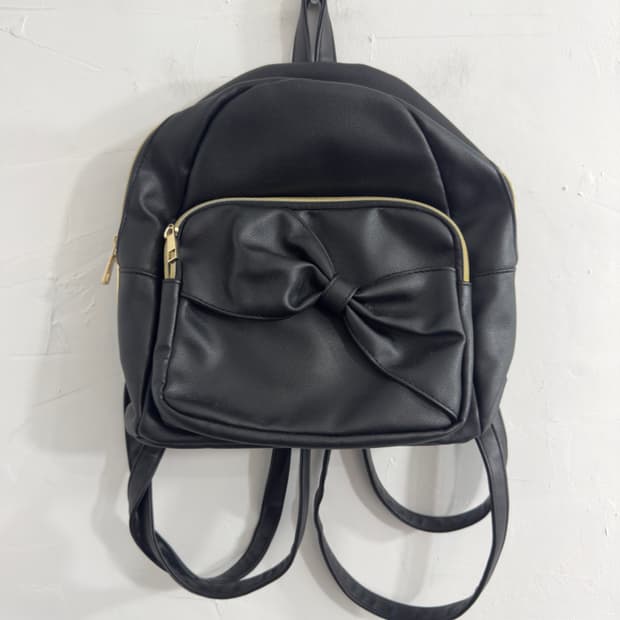 ribbon leather backpack