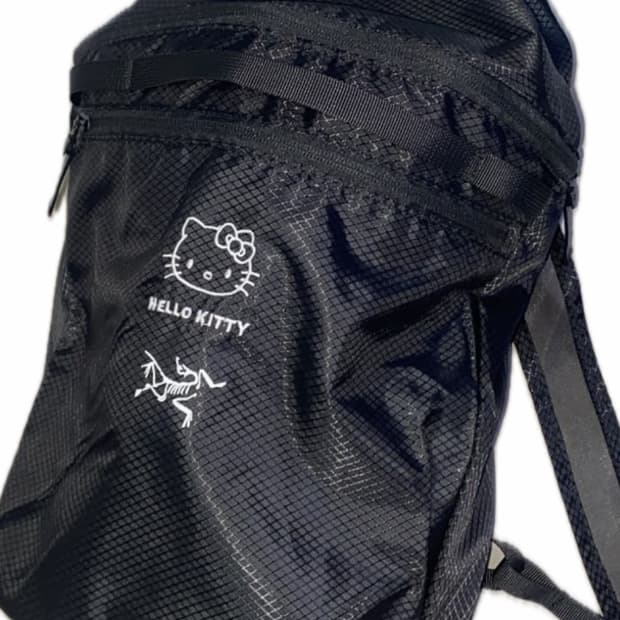 아크테릭스 헬로키티 커스텀가방