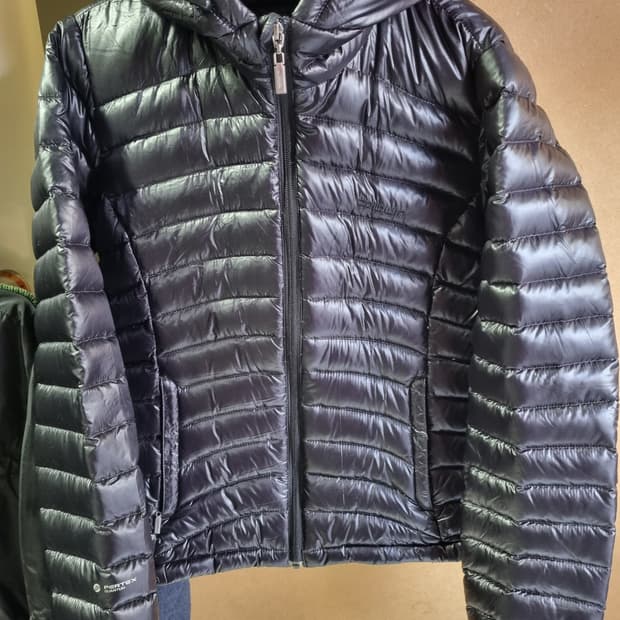 골드윈 여성 경량 구스패딩 