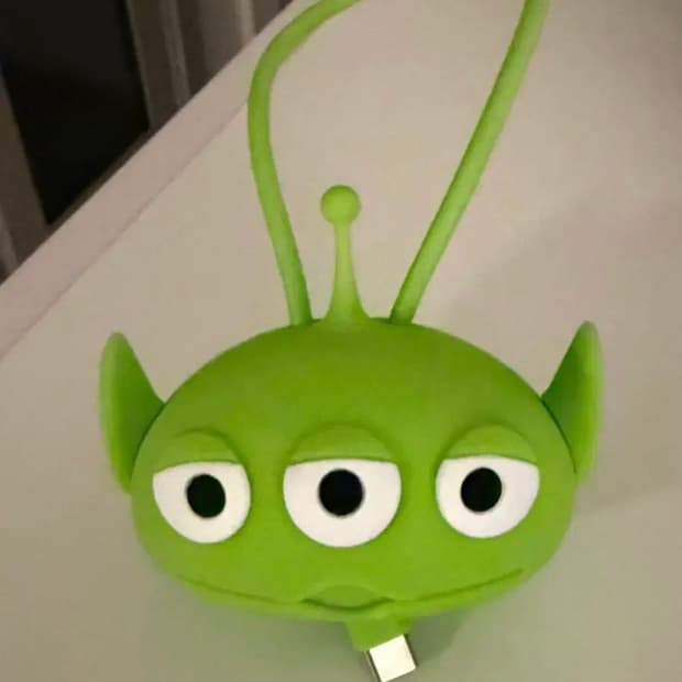 토이스토리 알린 케이블