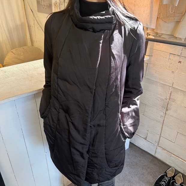 SYSTEM 절개 패딩코트