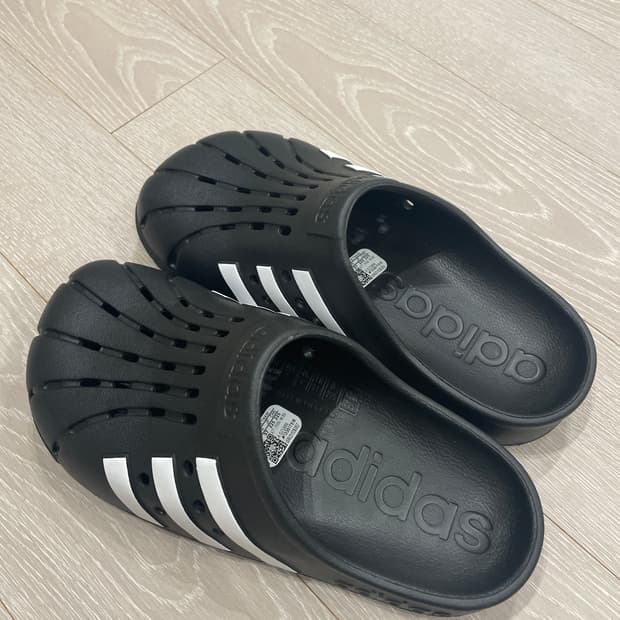 아디다스 클로그 판매 교환