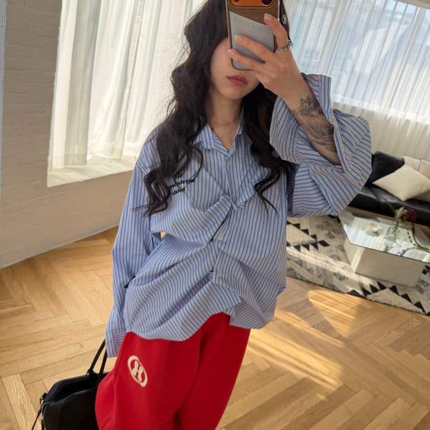 더미스테리어스호텔 스트라이프 셔츠