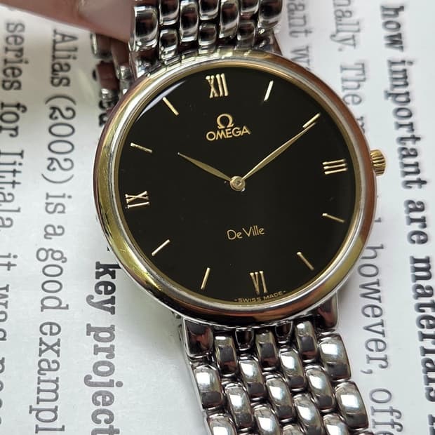 빈티지 오메가 드빌 18K베젤 블랙로만 슬림쿼츠 남성용 쌀알 브레이슬릿