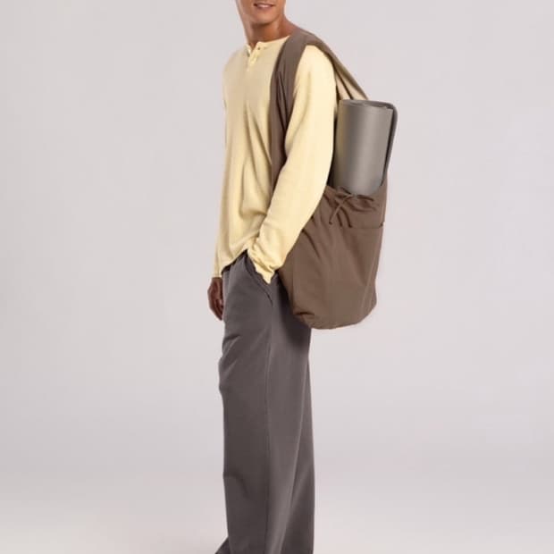 부디무드라 라운드 백 