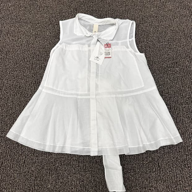 [새상품] O2nd 오즈세컨 여성 민소매 블라우스 정가 218000원 