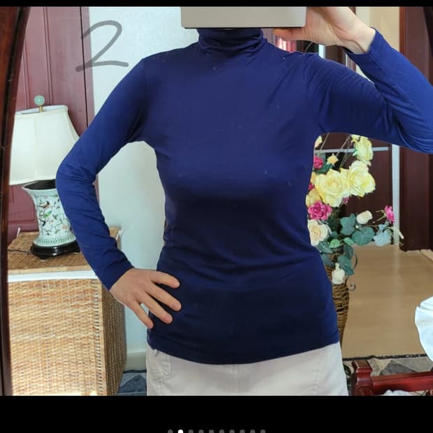 유니클로 히트텍  MNG 망고 터틀넥 폴로