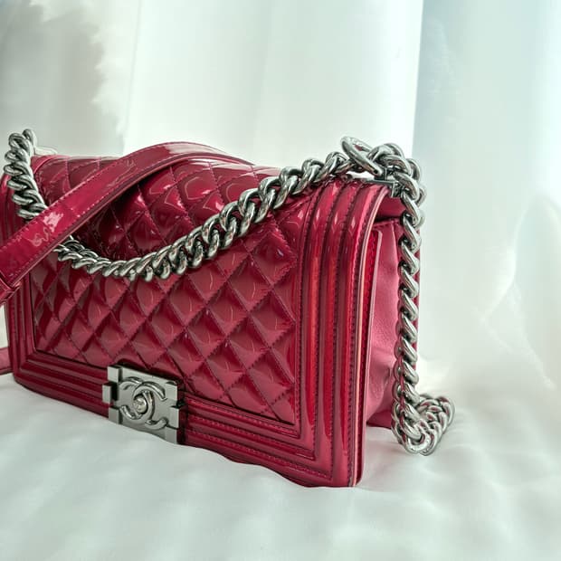 샤넬 보이백 숄더백 핑크 은장