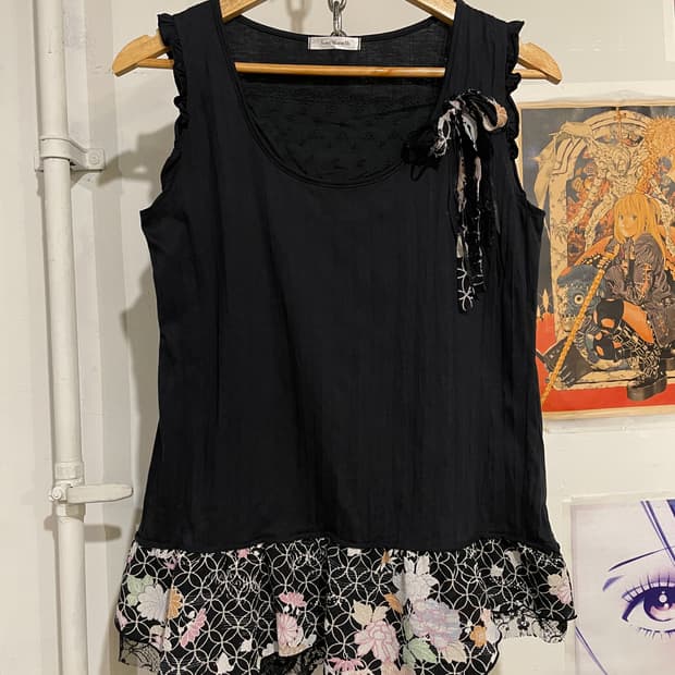 오리엔탈 레이스 리본 레이어드 블랙 슬리브리스