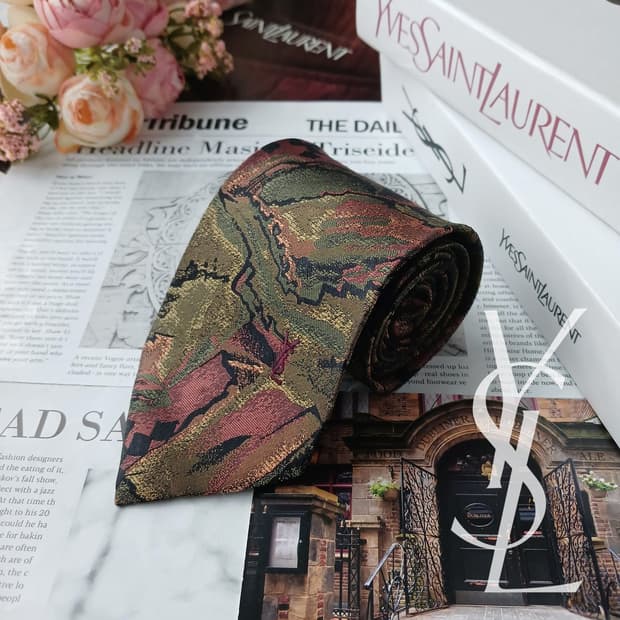 입생로랑 실크 올리브그린 자카드 패턴 넥타이 8.9cm A+등급 E167