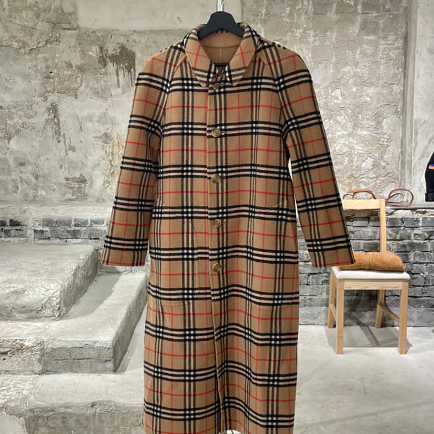 버버리 베이지 노바체크 리버시블 울 코트