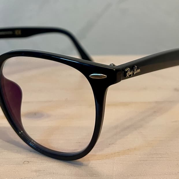 Rayban레이밴 블랙 유광 뿔테 안경 (아시안핏/52사이즈)