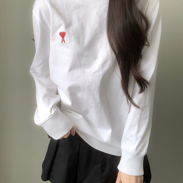 AMI 롱슬리브 