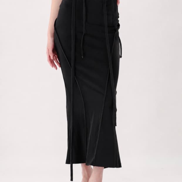 noctave curve strap long skirt