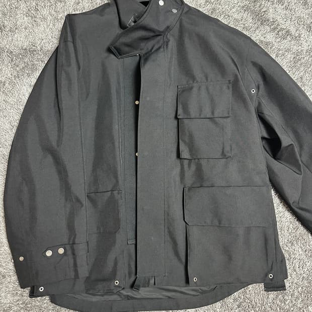 솔리드옴므 쉘파카 블랙 48 사이즈 명작 시즌