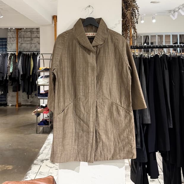 마르니 브라운 린넨 혼방 하프 슬리브 코트