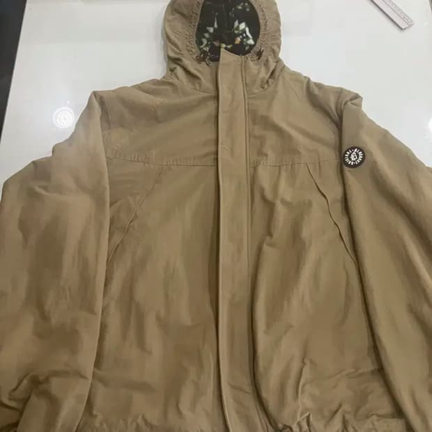 블랙아웃 리버시블 마운틴 파카 L