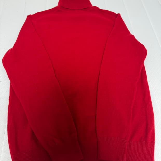 유니클로 캐시미어 100% 터틀넥