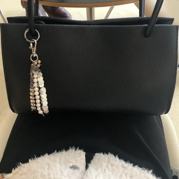 zisoo 지수 PLAIN SQUARE (bk)