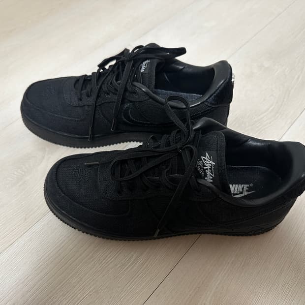 나이키 스투시 포스 255