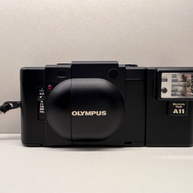 올림푸스 XA 카메라