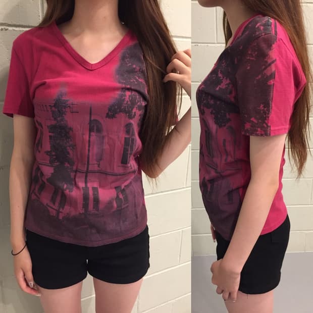 BOYCOTT gothic mood  V-Neck 반팔