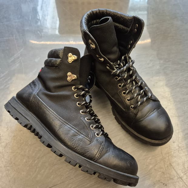 GUCCI 하이킹 부츠