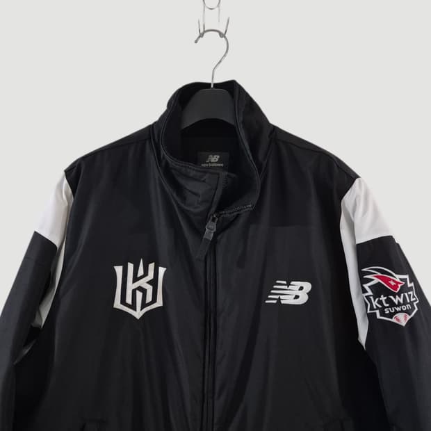[100~105]뉴발란스 KT위즈 야구점퍼 Men