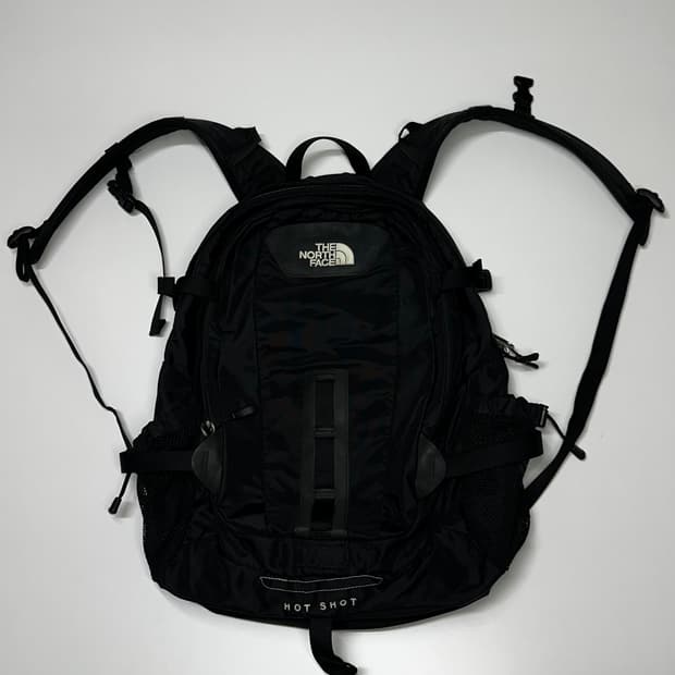 노스페이스 핫샷 블랙 백팩