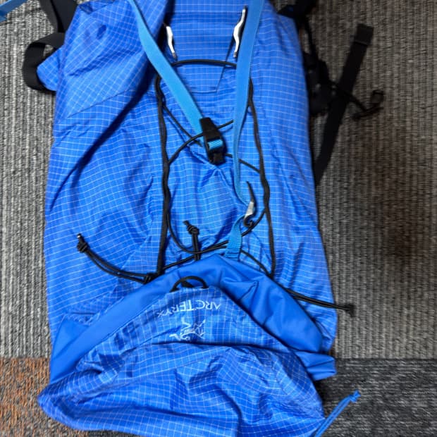 아크테릭스 sl23