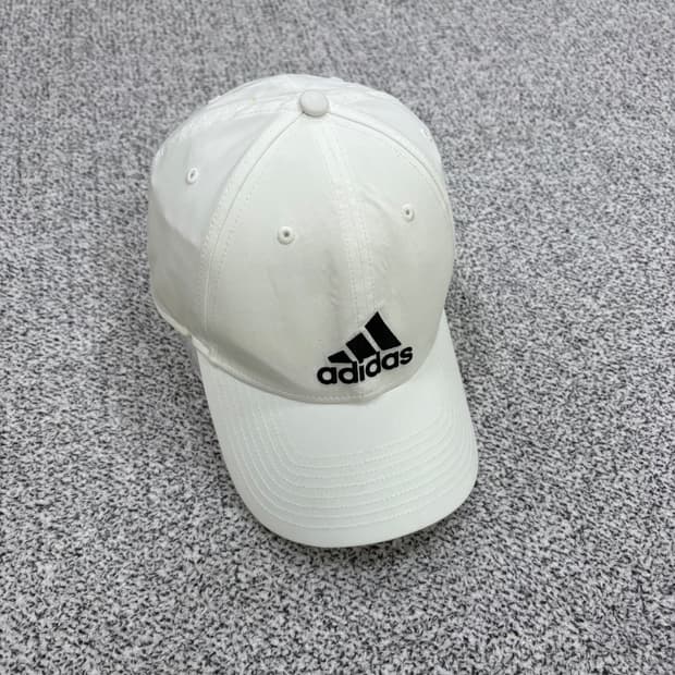 57-60 아디다스 화이트 볼캡 모자 0303J