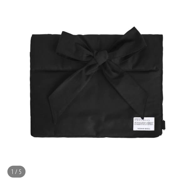 구해요 누하서울 Soft Cloudy Laptop Pouch