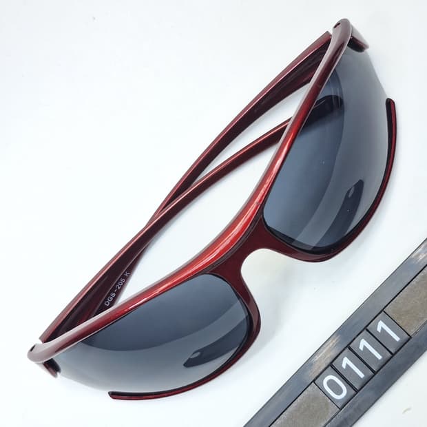 00s 일본 빈티지/랩어라운드 레드 선글라스 DGS-205K 스포티룩