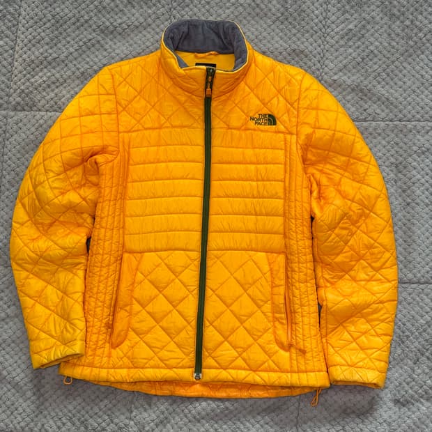 노스페이스 경량패딩