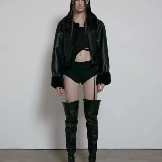 보헤미안서울 25FW 무스탕