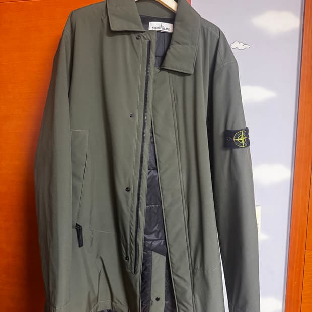 스톤아일랜드 프리마로프트 패딩