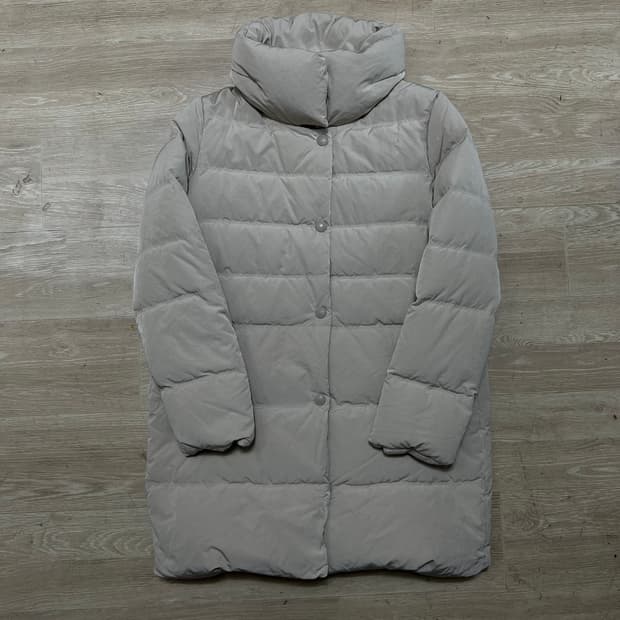 빈폴 여성 프리미엄 구스다운 미디엄 패딩 점퍼 [라이트 베이지] M/95