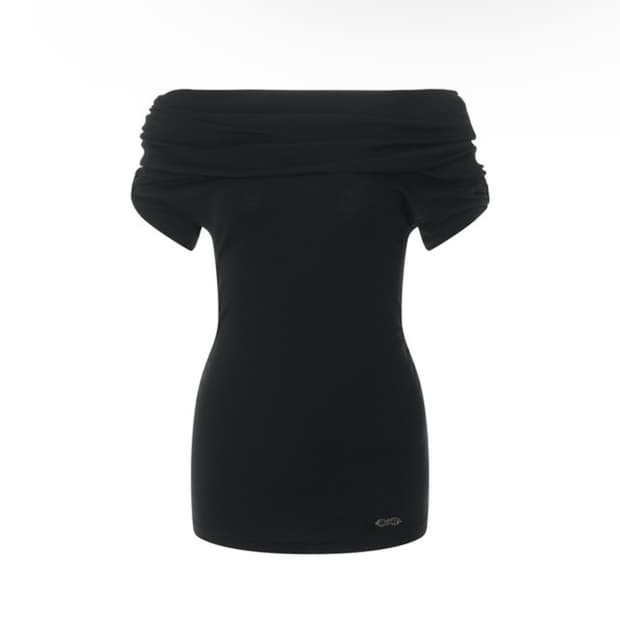 EUCT off shoulder hoodie top 