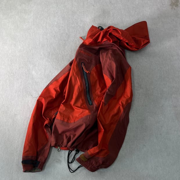 100 마무트 고프코어 나일론 고어텍스 바람막이 자켓 