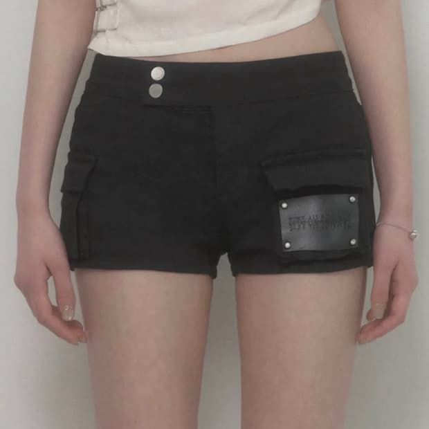 에트오소메 Leather Patch Cargo Short Pants 쇼츠