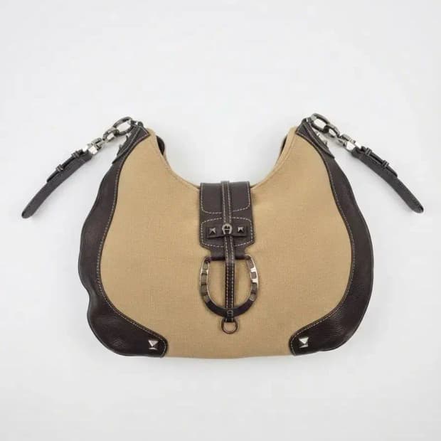 AIGNER 호스슈 캔버스 숄더백