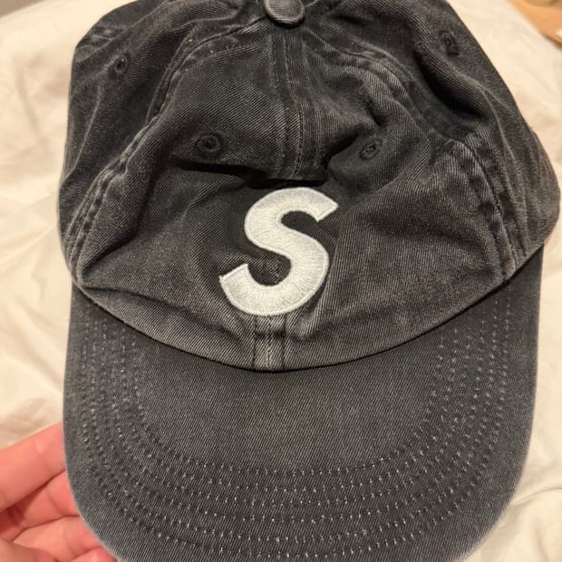 슈프림 피그먼트 볼캡 25ss 블랙