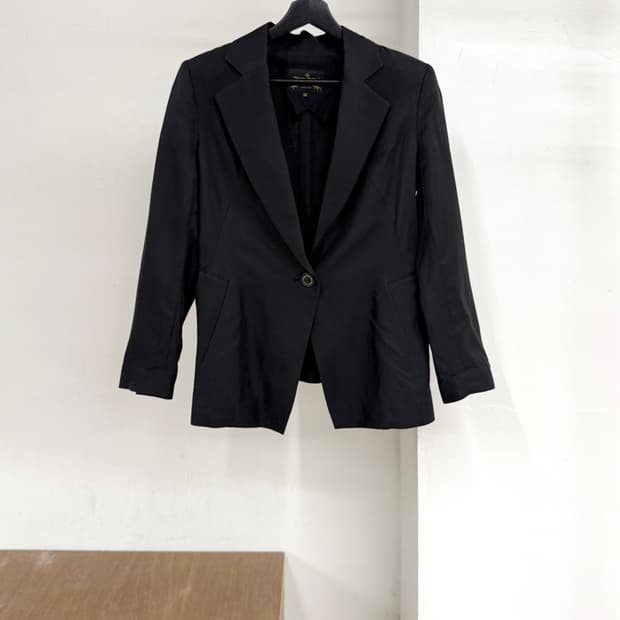 비비안 웨스트우드 블랙 앙글로마니아 자켓