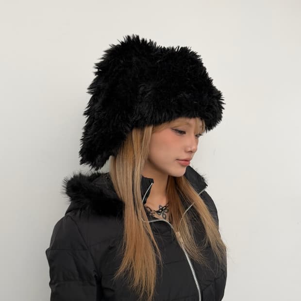 블랙 퍼 토끼 모자 