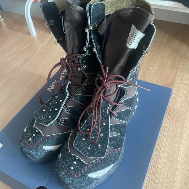 [305] 살로몬 더브로큰암 XA 정글